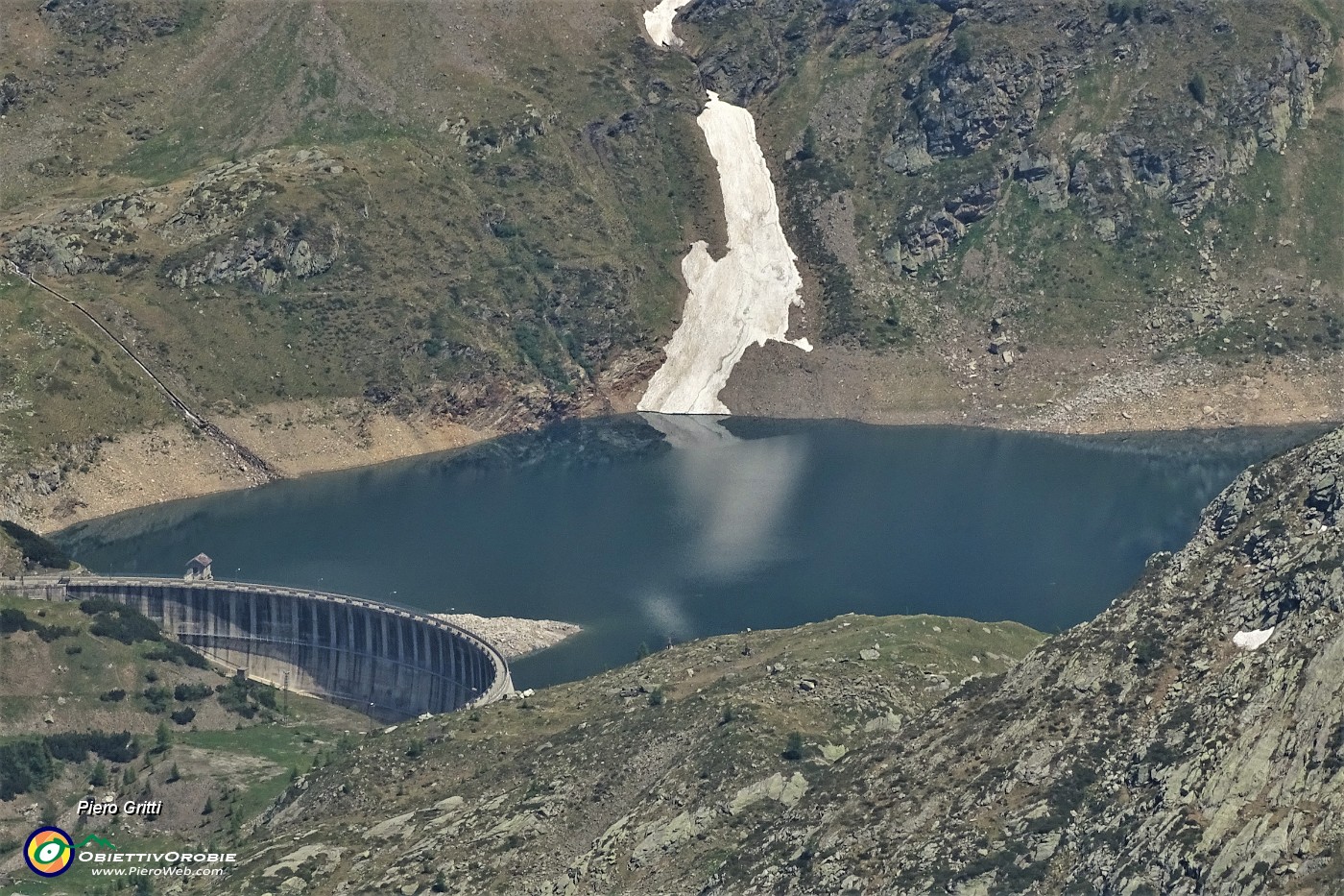 68 Zoom sulla diga e il Lago del Publino.JPG